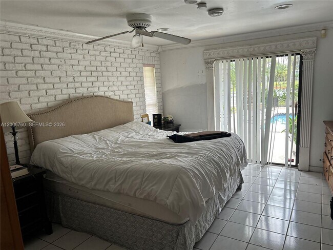 Building Photo - 11781 NW 14th St