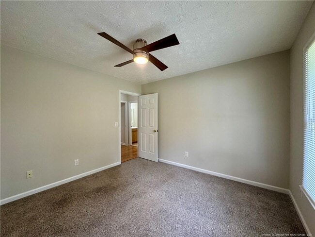 Building Photo - 250 Buhmann Dr
