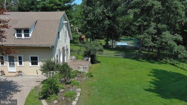 Building Photo - 504 Harriton Rd