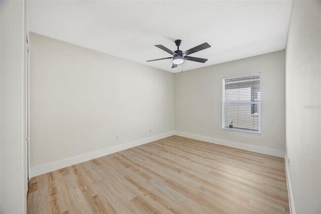 Building Photo - 19026 Fishermans Bend Dr