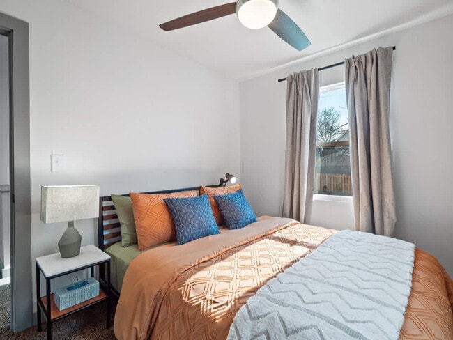 Building Photo - 432 N Firestone Blvd