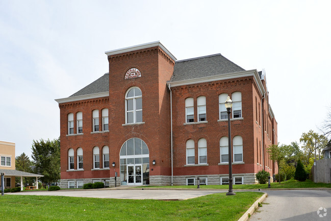 Building Photo - Central Schools