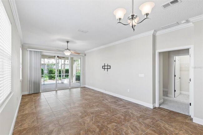 Building Photo - 45 Riverview Bend S