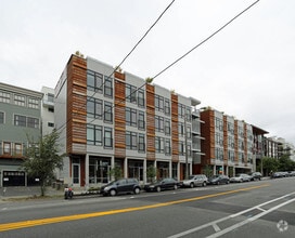 Building Photo - Dexter Hayes