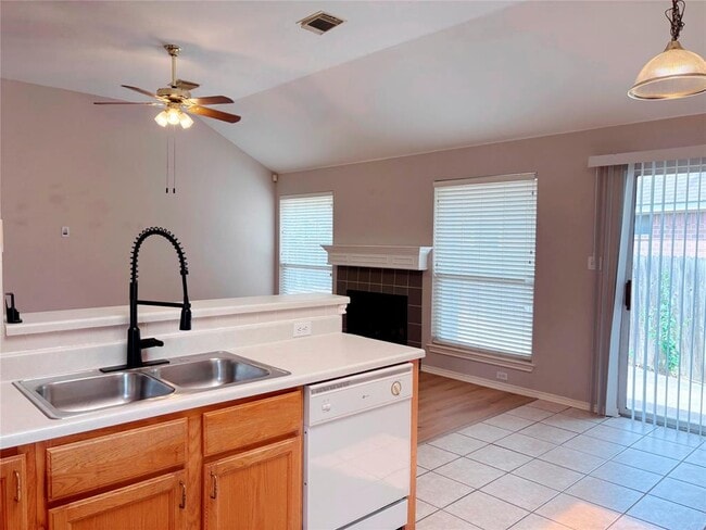 Building Photo - 14901 Sand Dollar Ct