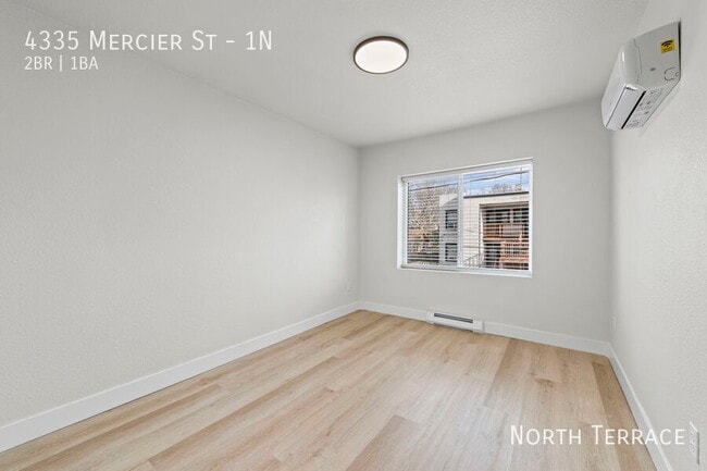 Building Photo - 4335 Mercier St