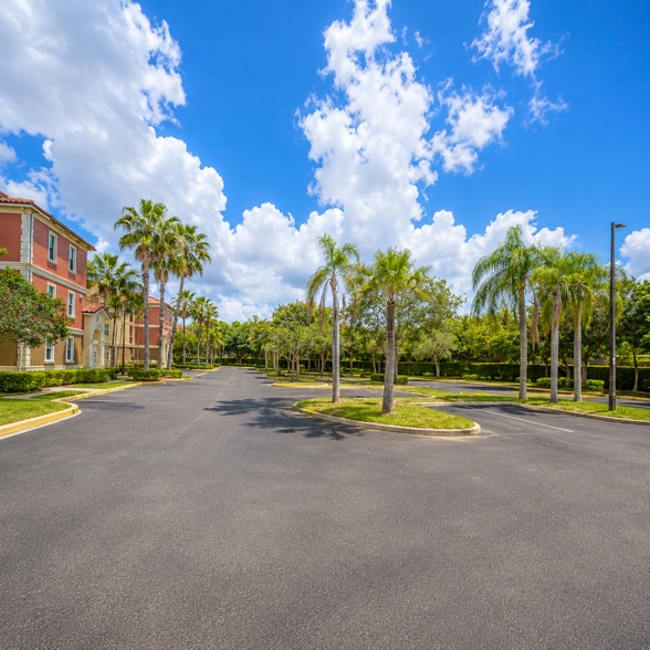 Building Photo - 4404 SW 160th Ave