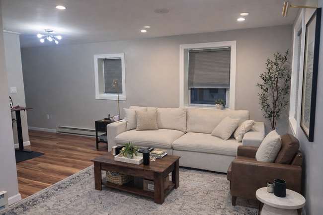 Building Photo - 107 Highway 35