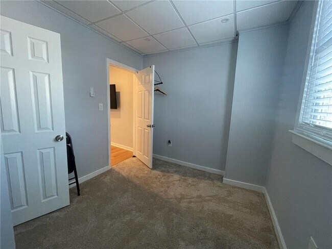 Building Photo - 40-40 Freebody St