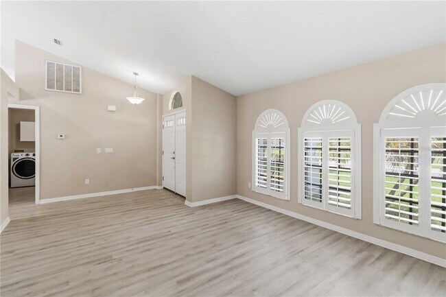 Building Photo - 2110 Laindale Pl