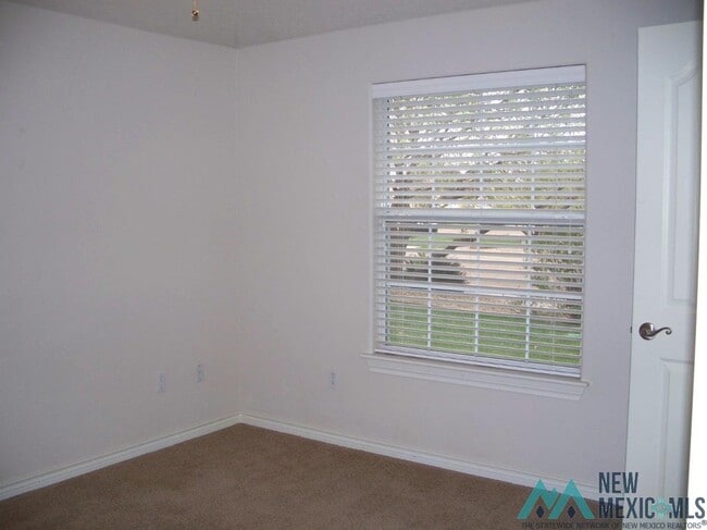 Building Photo - 156 Scottsdale Dr