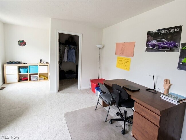 Building Photo - 4509 Millbrook Way