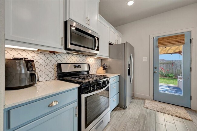 Building Photo - 5314 Abbeville Ct