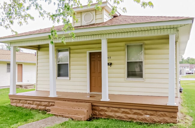 Building Photo - 503 S Logan Ave