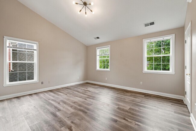 Building Photo - 3265 Marston Pl