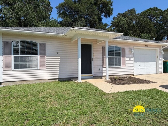 Building Photo - Great 3 Bedroom Home in Fort Walton Beach!