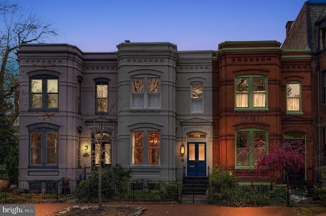 Building Photo - 1102 East Capitol St NE