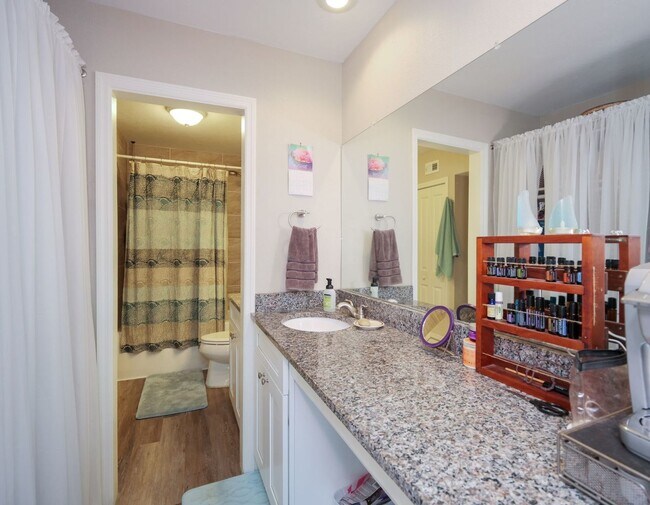 Building Photo - Walk to the Atlantic Ocean! Only one left!!