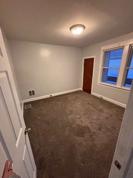 Building Photo - 126 Yale Rd