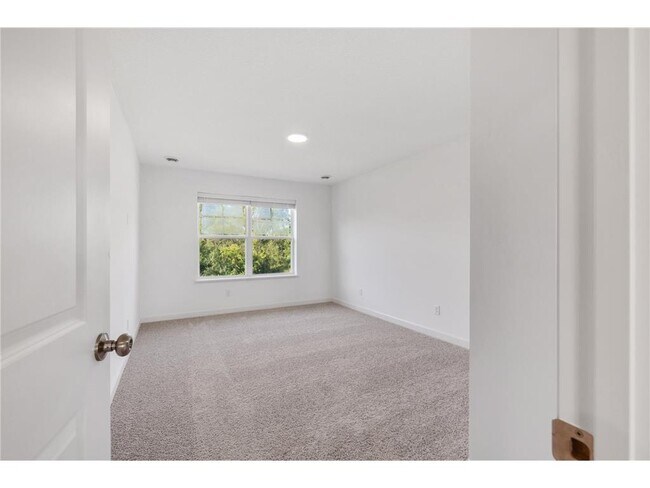 Building Photo - 11112 203rd St W