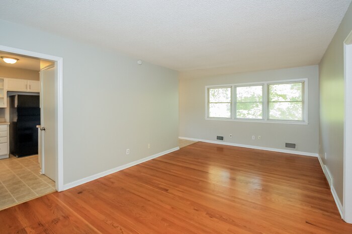 Building Photo - 11016 E 51 St S