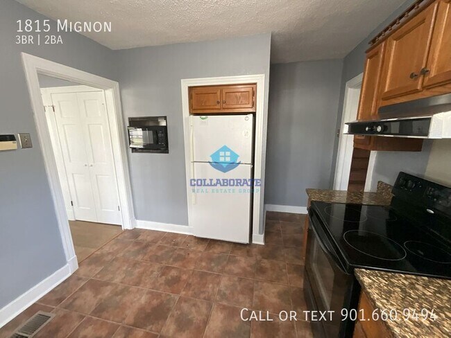 Building Photo - 1815 Mignon-