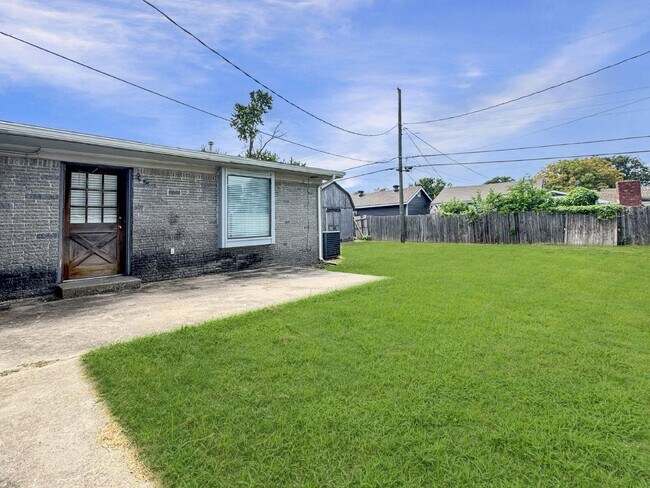 Building Photo - Spacious 4-Bedroom Home with Solar Savings, Modern Upgrades, and Workshop Space
