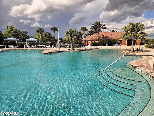 Building Photo - 5807 Double Eagle Cir