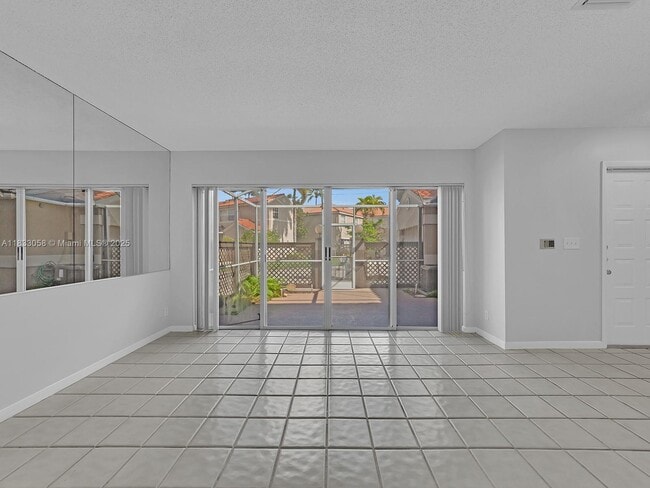 Building Photo - 11050 Nautilus Dr