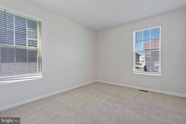 Building Photo - 5713 Haller Pl