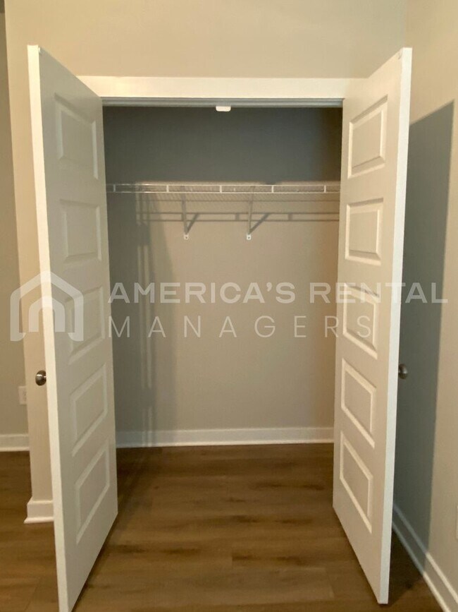 Building Photo - Home for Rent in Odenville, AL! Available to View with 48 Hours Notice!!