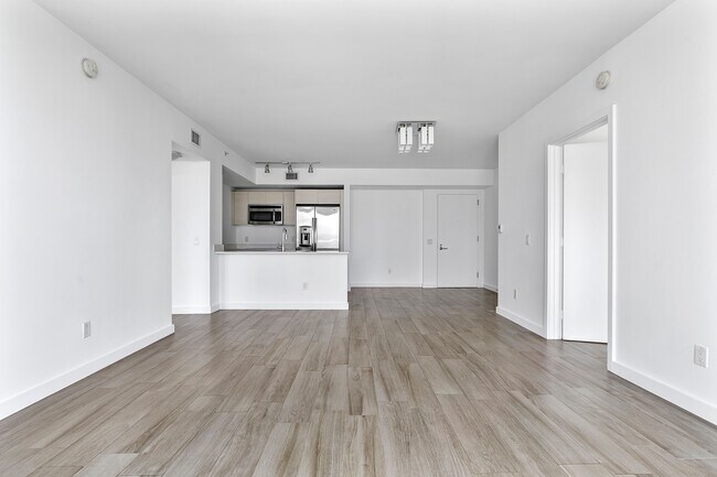 Building Photo - 4250 Biscayne Blvd