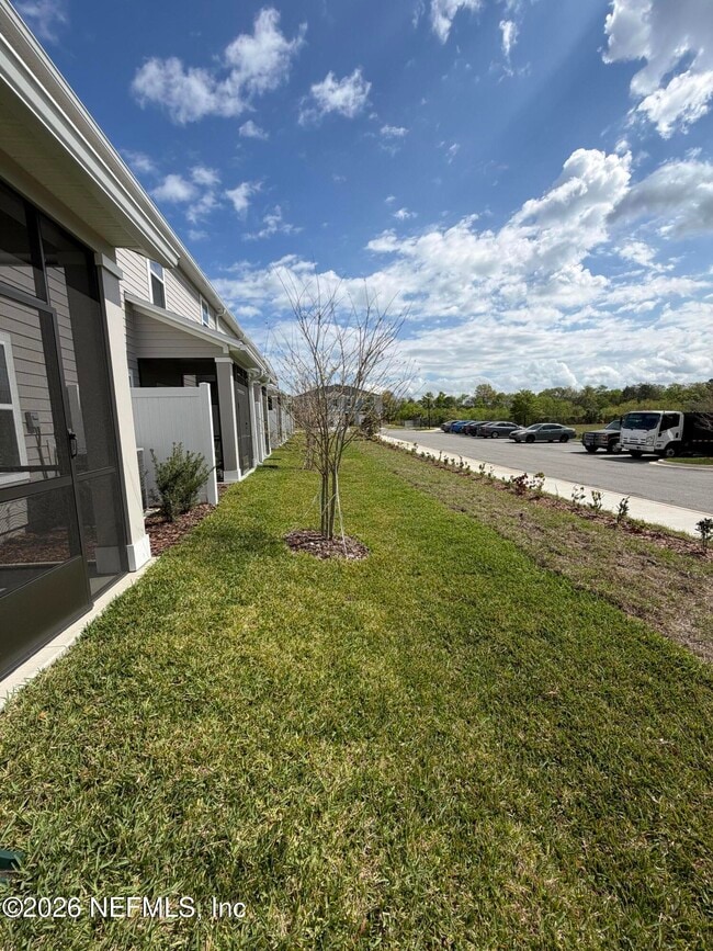 Building Photo - 3978 Mid Century St