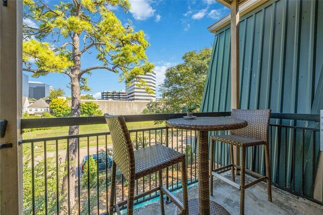 Building Photo - 4515 Briar Hollow Pl