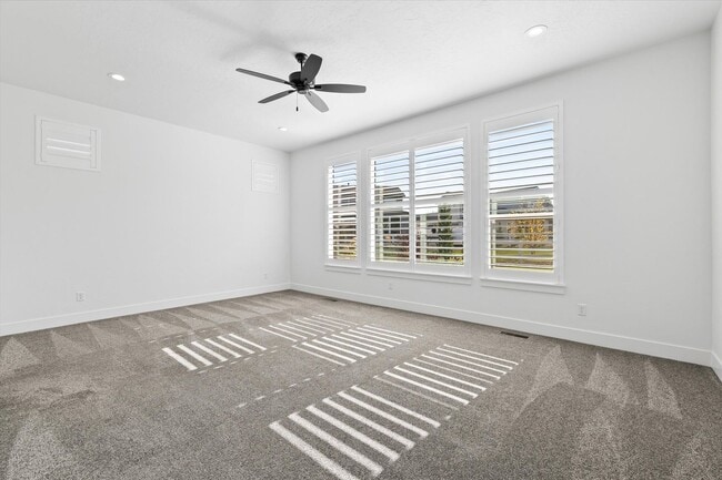 Building Photo - Luxury 5-Bed + Bonus + RV Garage Home for Lease in Dry Creek Ranch