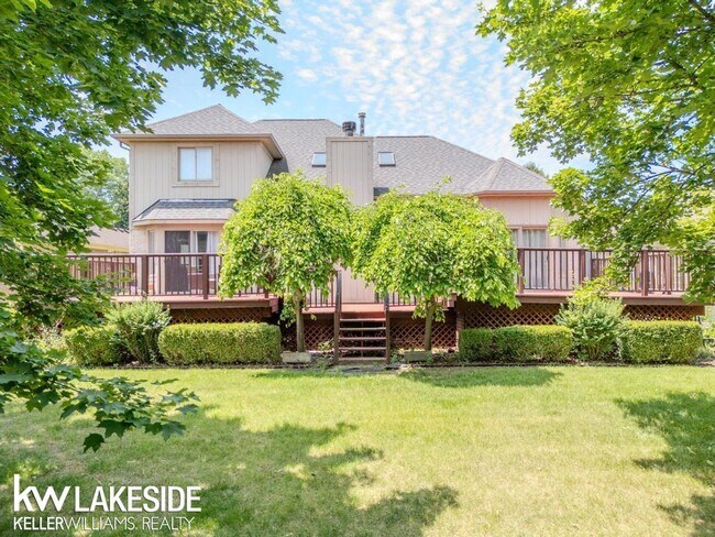 Building Photo - 51460 Blue Spruce Dr