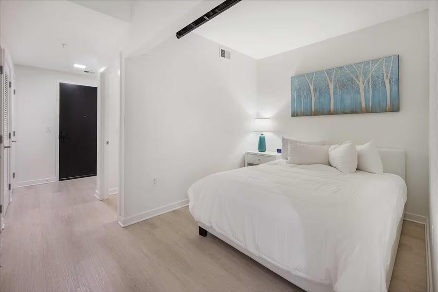 Building Photo - 315 J St