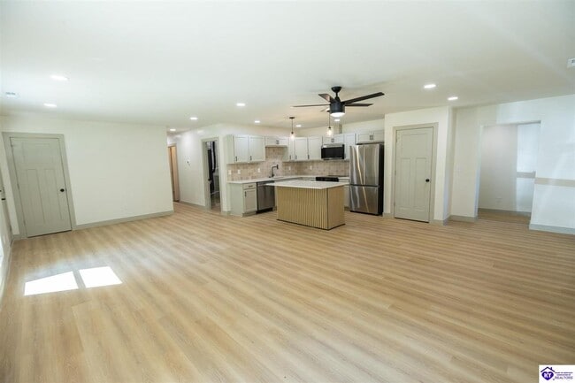 Building Photo - 2659 S Wilson Rd