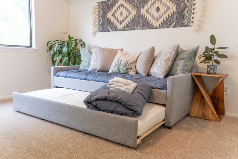 Building Photo - 226 Lois Cir