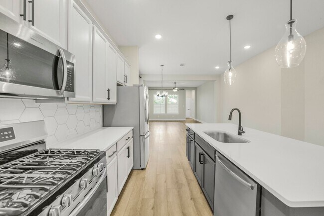 Building Photo - Offered by Precision Realty & Management, LLC!!