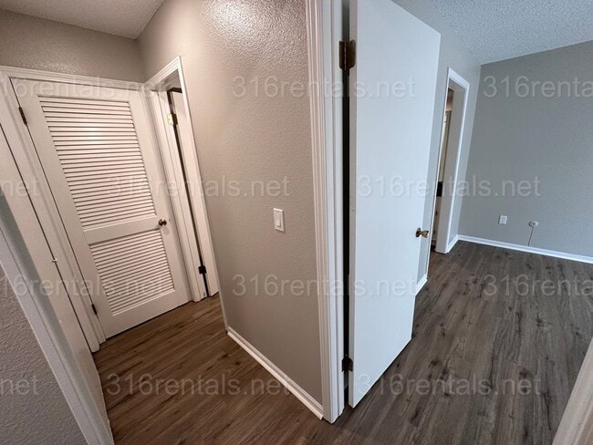 Building Photo - ** COMING SOON PLEASE CHECK BACK AT A LATE...