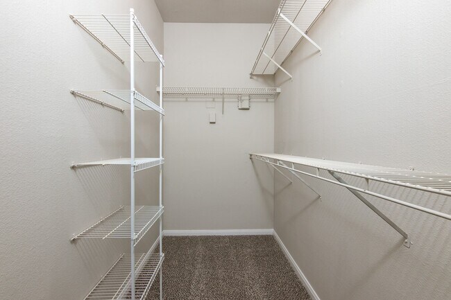 Building Photo - Where Style Meets $1,000 Savings