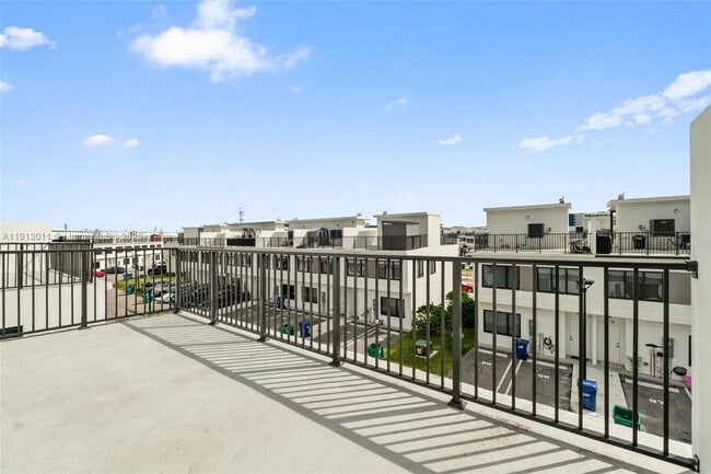 Building Photo - 26126 SW 146th Ave