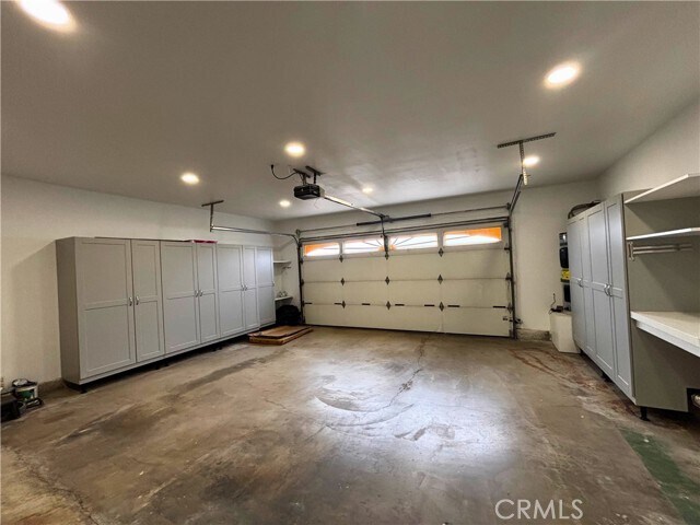 Building Photo - 8203 Owens St