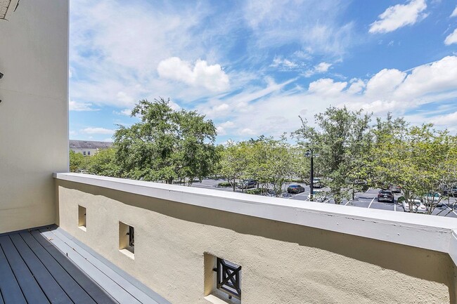 Building Photo - 1579 Chatfield Pl