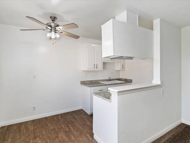 Building Photo - 16229 Woodruff Ave