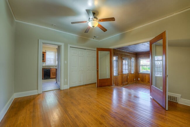 Building Photo - Larger than it looks and all appliances in...
