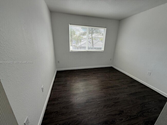 Building Photo - 15470 SW 284th St