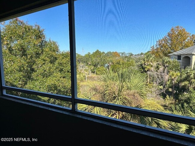 Building Photo - 1701 The Greens Way