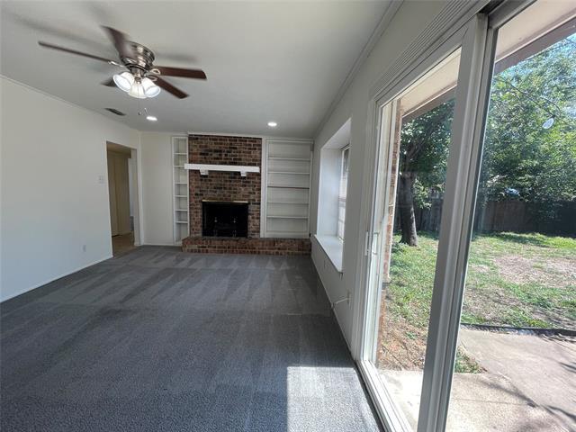 Building Photo - 2612 Avenida Loop